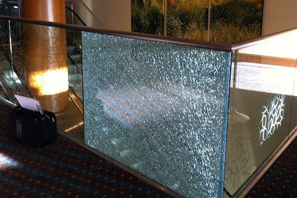 Glass repair services